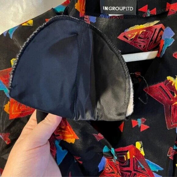 Vintage In Group LTD Button Up Blouse with original Shoulder Pads Size 6 - Picture 10 of 10